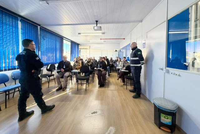 Servidores da Prefeitura de Caçador participam de curso de direção defensiva